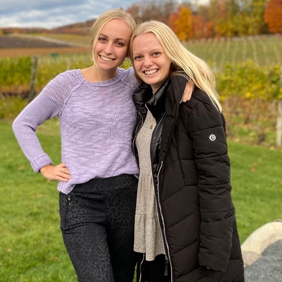 Meet your Posher, Bridget - Picture 1 of 1